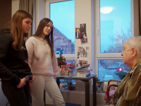 💬 Souvenirs en bulles : un projet intergénérationnel à l’Institut Saint-Henri